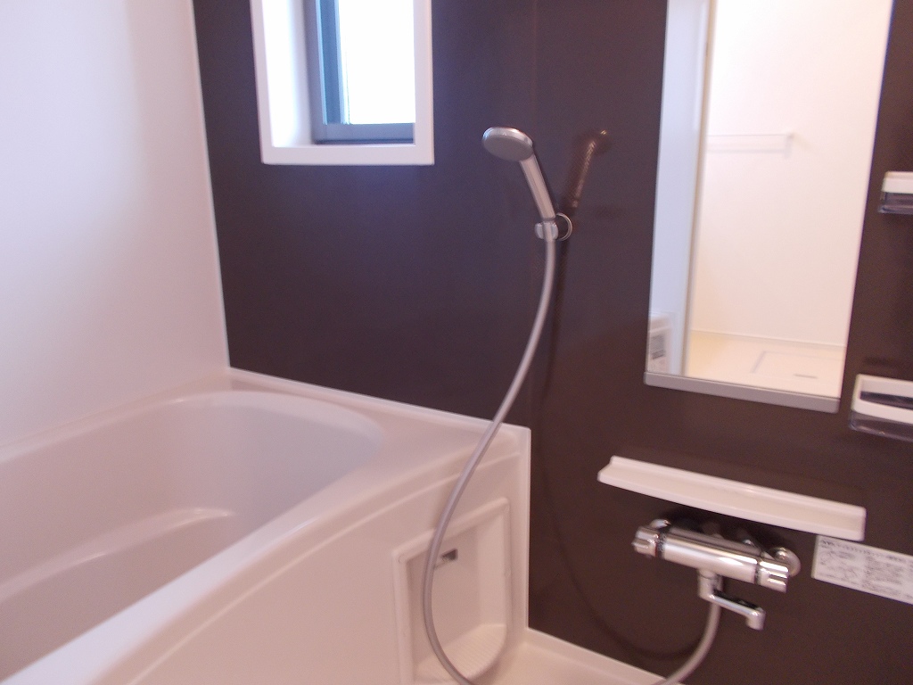 コンソラトゥール 風呂画像