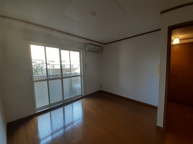 アルカザーレふじ リビング