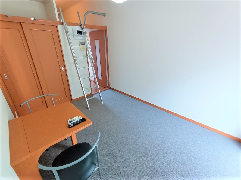 レオパレスシオン ベッドルーム