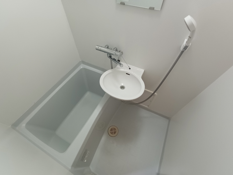 レオパレスＩＢ 風呂画像