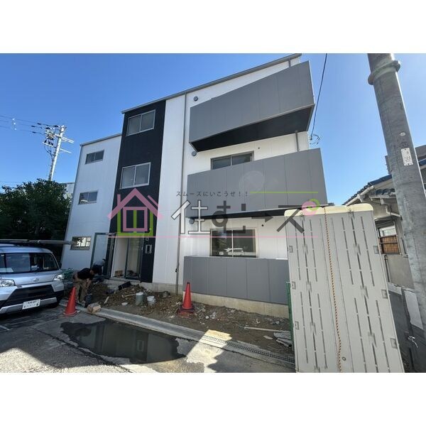 オガールコートナカモズ 外観