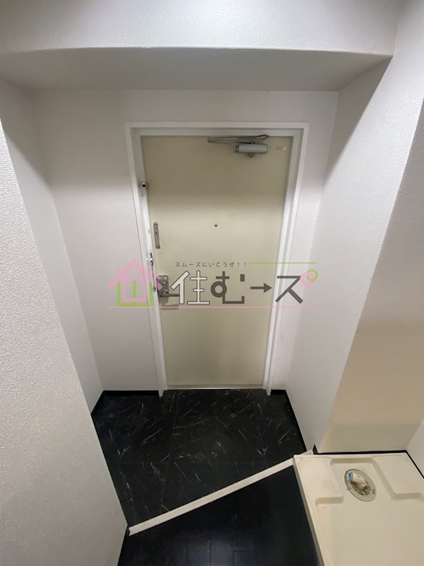 ファーストリバー 玄関