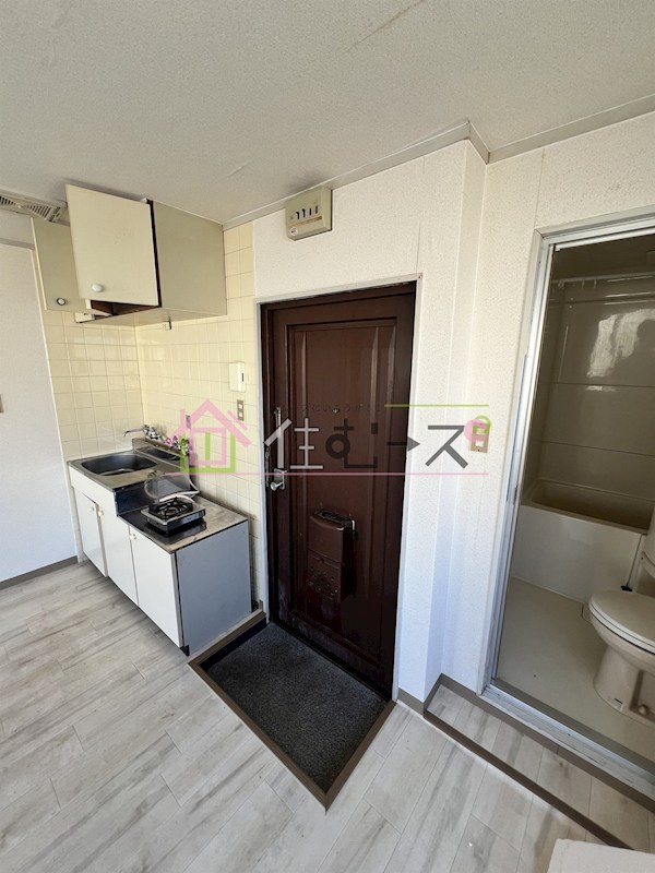 プチハイツ 玄関