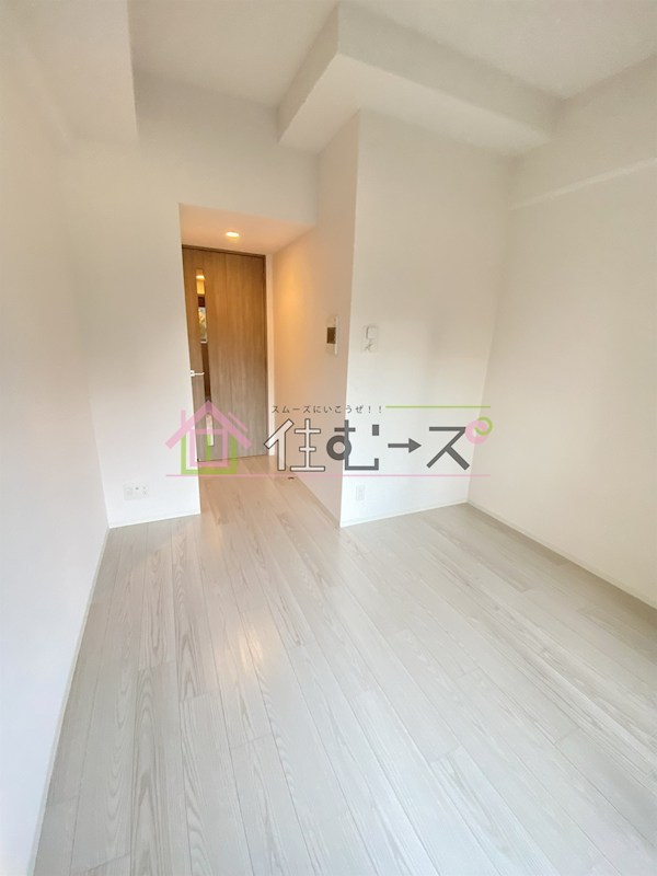 エスリードレジデンス大阪福島シティウエスト リビング