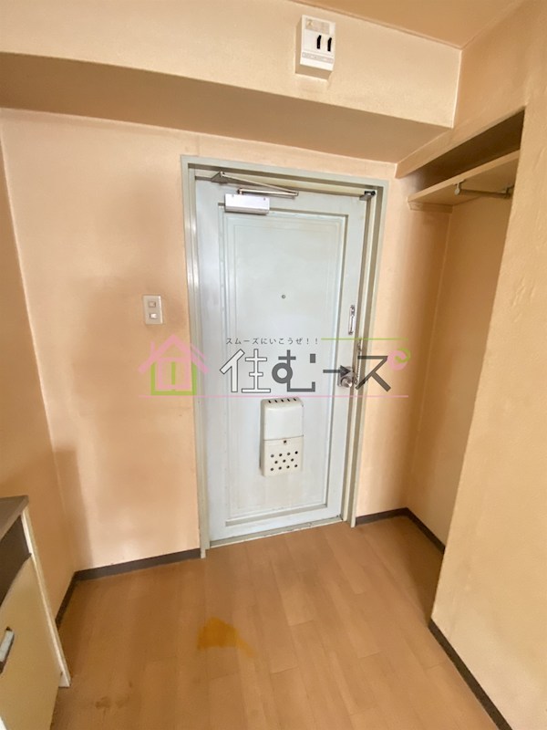 昭和グランドハイツ吉野 玄関