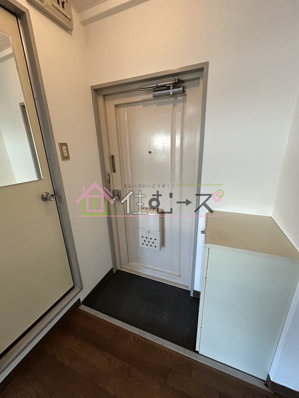 シャトー平野 玄関