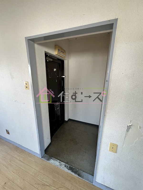 パルミエール新今里 玄関