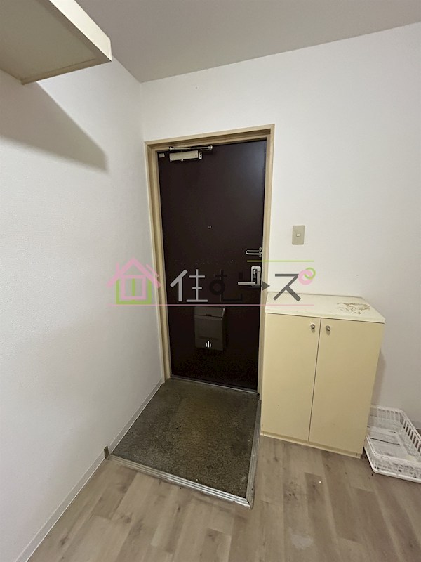 ラパンジール恵美須Ⅲ 玄関