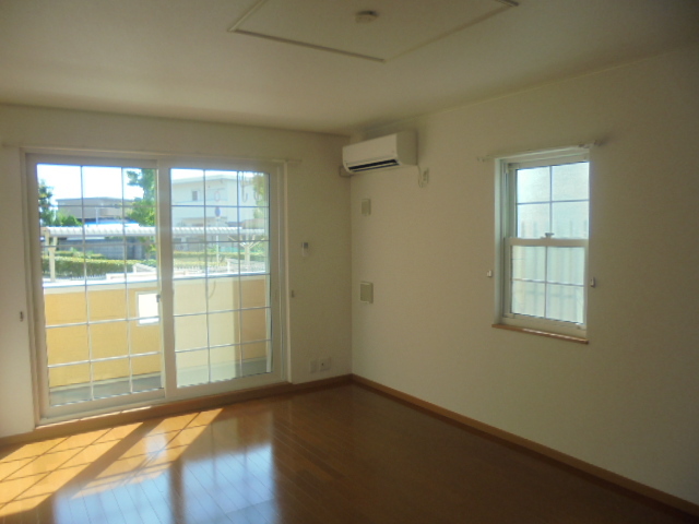 エレガントカーサＢ棟 リビング