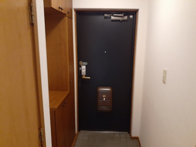 リブェール宝塚Ⅱ 玄関