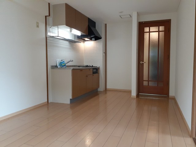 リブェール宝塚Ⅱ リビング