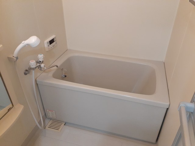 リブェール宝塚Ⅱ 風呂画像