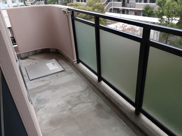 リブェール宝塚Ⅱ ベランダ