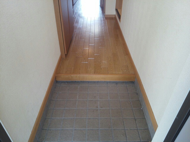 バンブ－スクエア－ 玄関