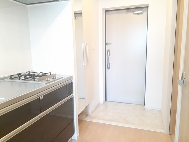 クリム岸里 玄関