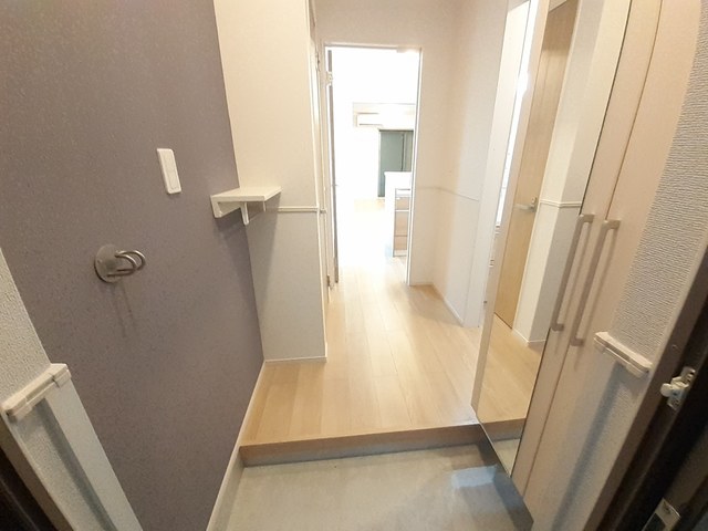 フォーチュンパークⅣ 玄関