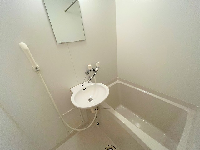 レオパレス板原 風呂画像