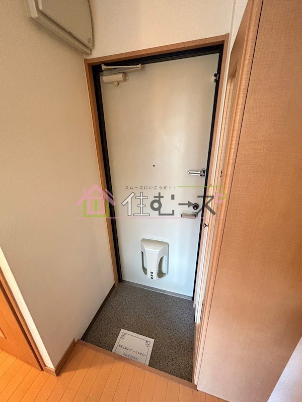 エイチ・ツー・オー今福 玄関