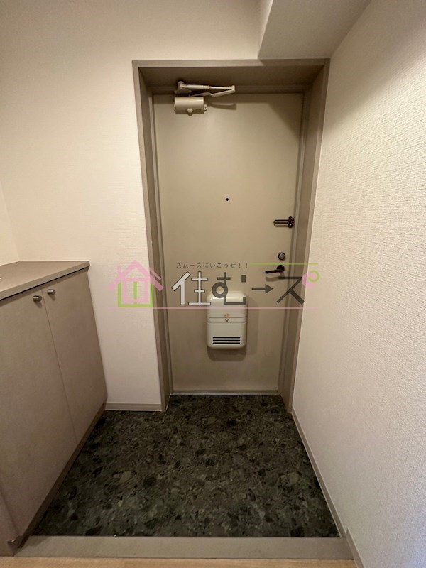 アーバンコート本町 玄関