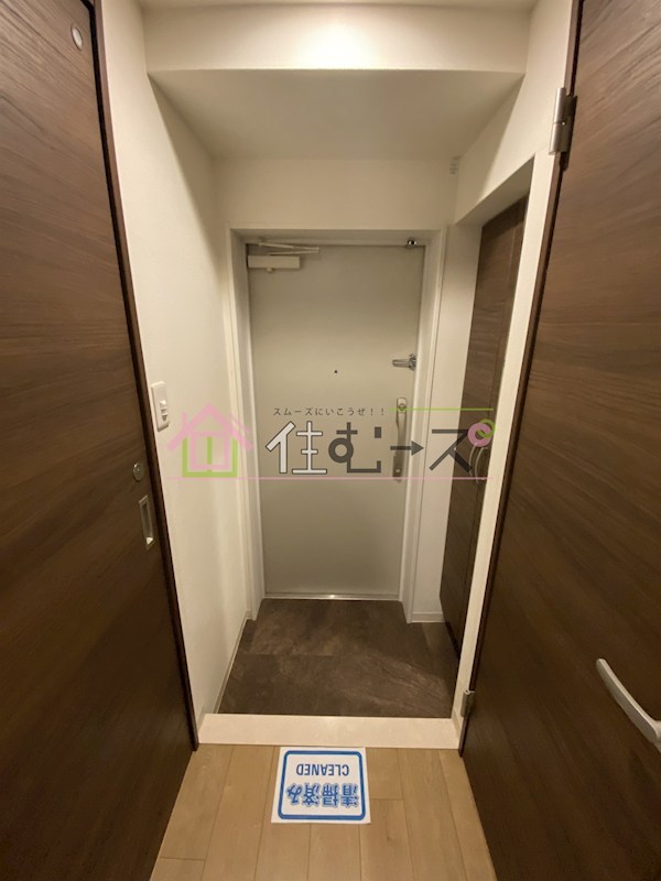 ファーストエフレシア姫里 玄関