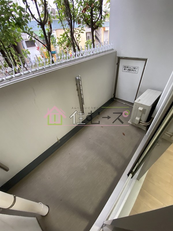 ファーストエフレシア姫里 ベランダ