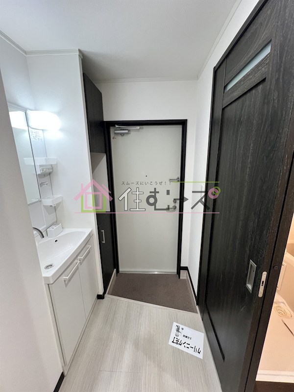 藤貴エイト 玄関