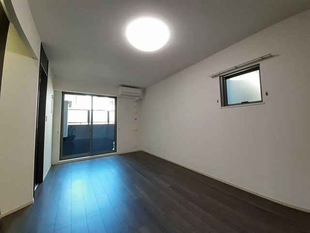 ルナ・ソーレ リビング