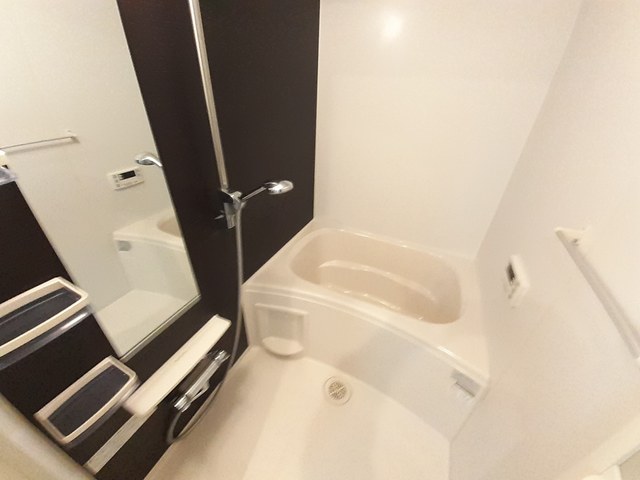 ルナ・ソーレ 風呂画像