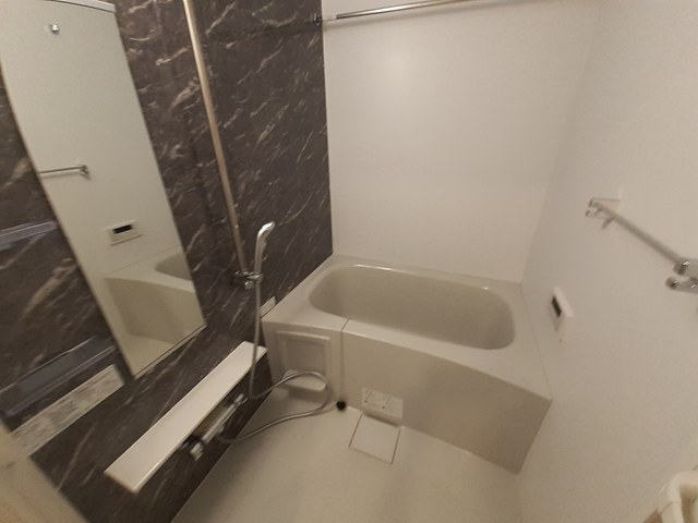 エイシン楠葉美咲 風呂画像