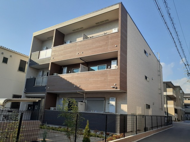 トゥジーテ 外観