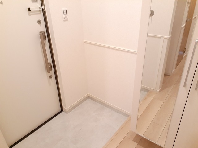 ラ　シルフィード 玄関