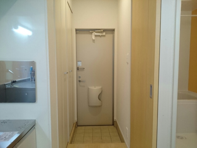 アビタシオン　ヌフ　昭和町 玄関