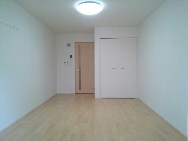 アビタシオン　ヌフ　昭和町 リビング