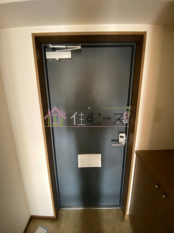 フォレスト今里 玄関