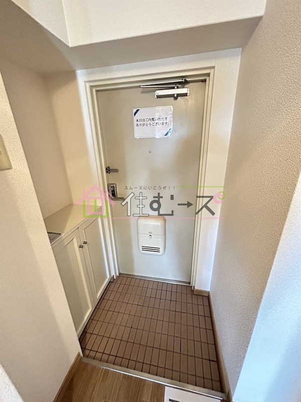 ノルデンハイム小松 玄関