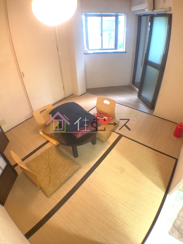 新宿津石ビル ベッドルーム