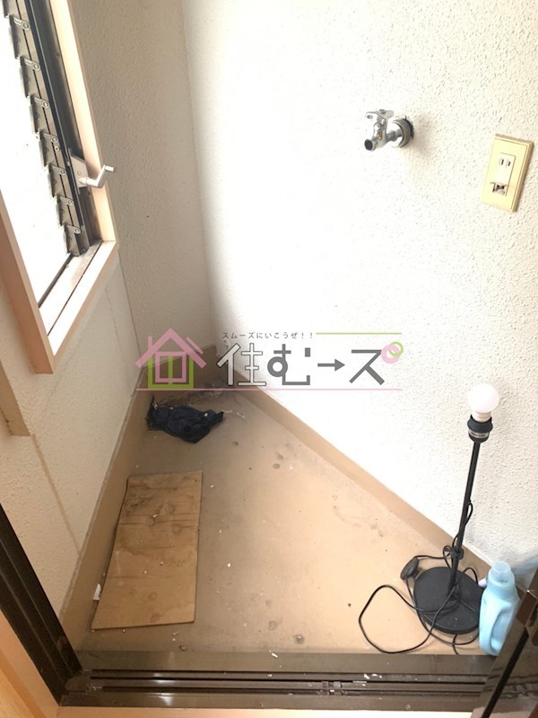 新宿津石ビル ベランダ