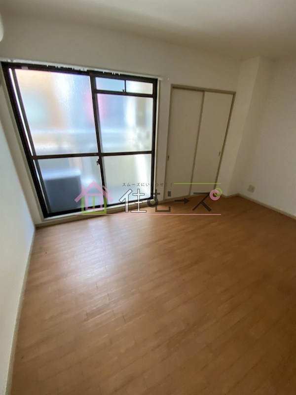 リアライズ四天王寺 ベッドルーム