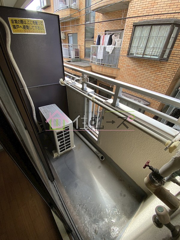 リアライズ四天王寺 ベランダ