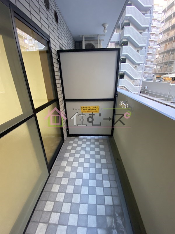 ノルデンハイム東三国 ベランダ