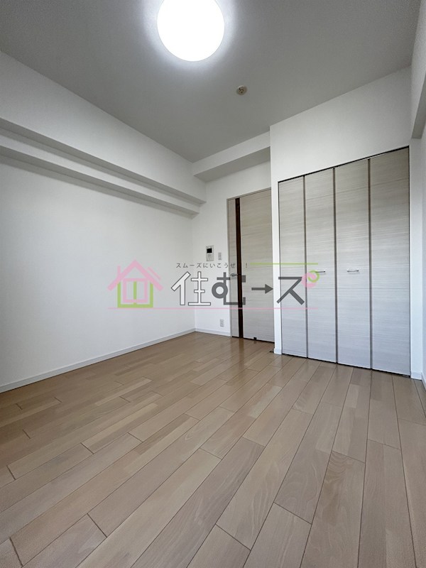 サムティ北梅田VESSEL リビング