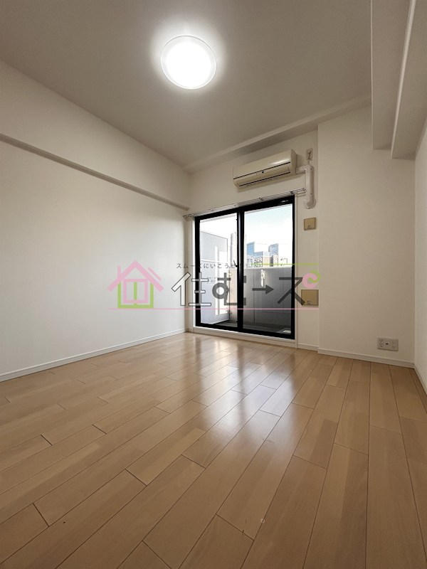 サムティ北梅田VESSEL ベッドルーム