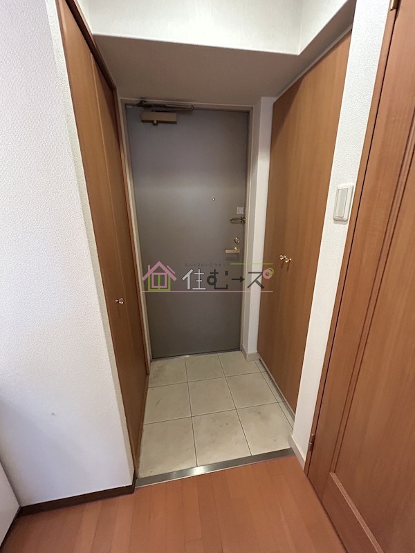 シャインビュー新大阪 玄関