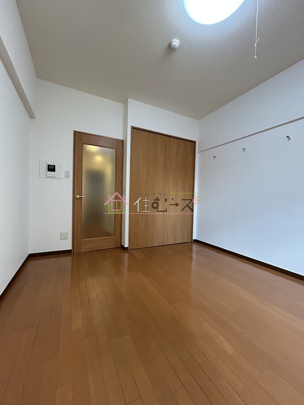 シャインビュー新大阪 リビング