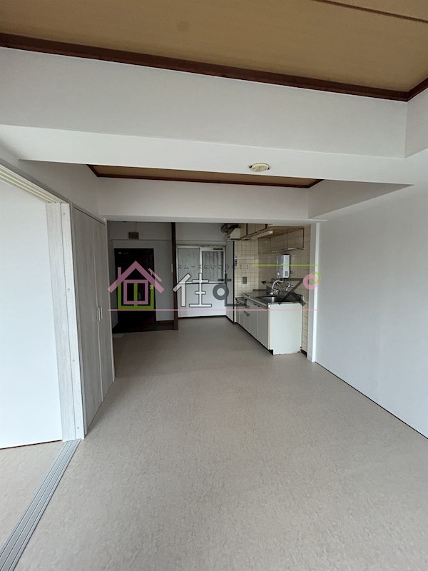 司ビル リビング