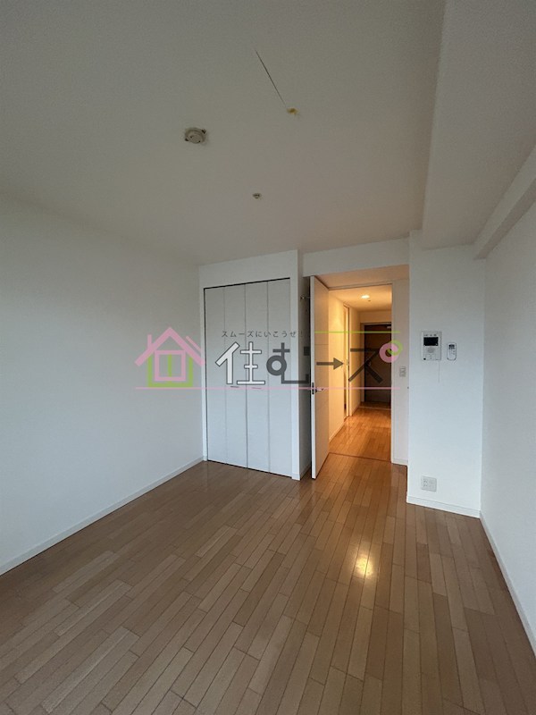 セレッソコートリバーサイドOSAKA リビング