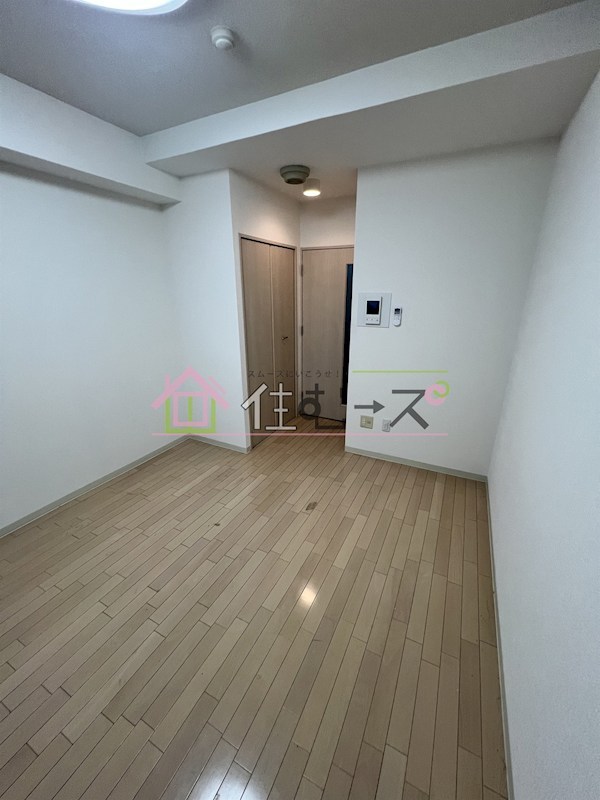 ニューシティアパートメンツ西天満 リビング