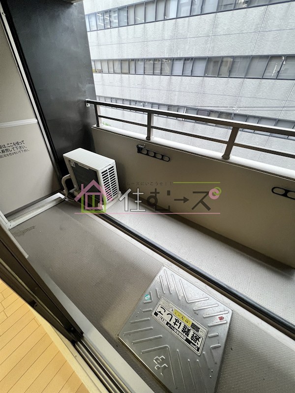 ニューシティアパートメンツ西天満 ベランダ