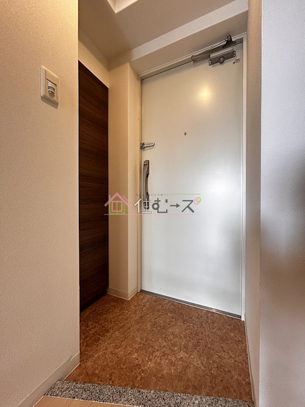 ラグゼ桜ノ宮 玄関