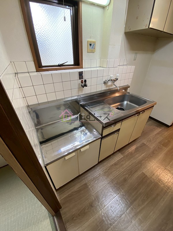 フロンティア放出 キッチン